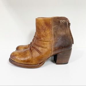 Bed Stu Cobbler Series Arcane Tan Rustic Distressed 9 Booties Boots
